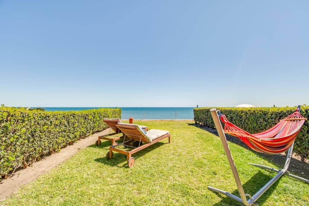 Beachfront Townhouse Estepona Extérieur photo