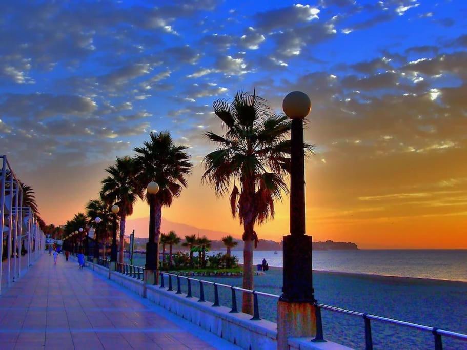 Beachfront Townhouse Estepona Extérieur photo