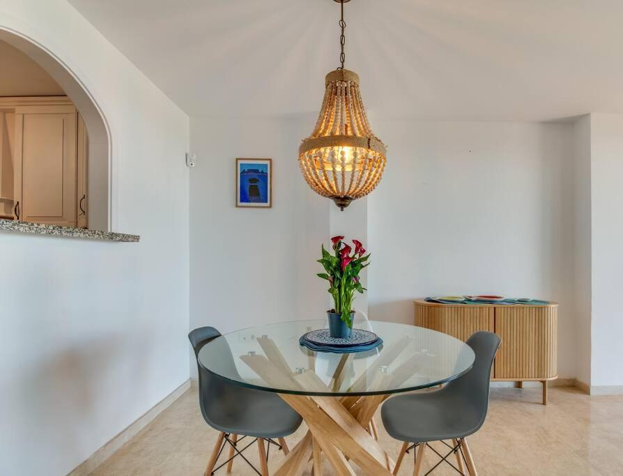 Beachfront Townhouse Estepona Extérieur photo