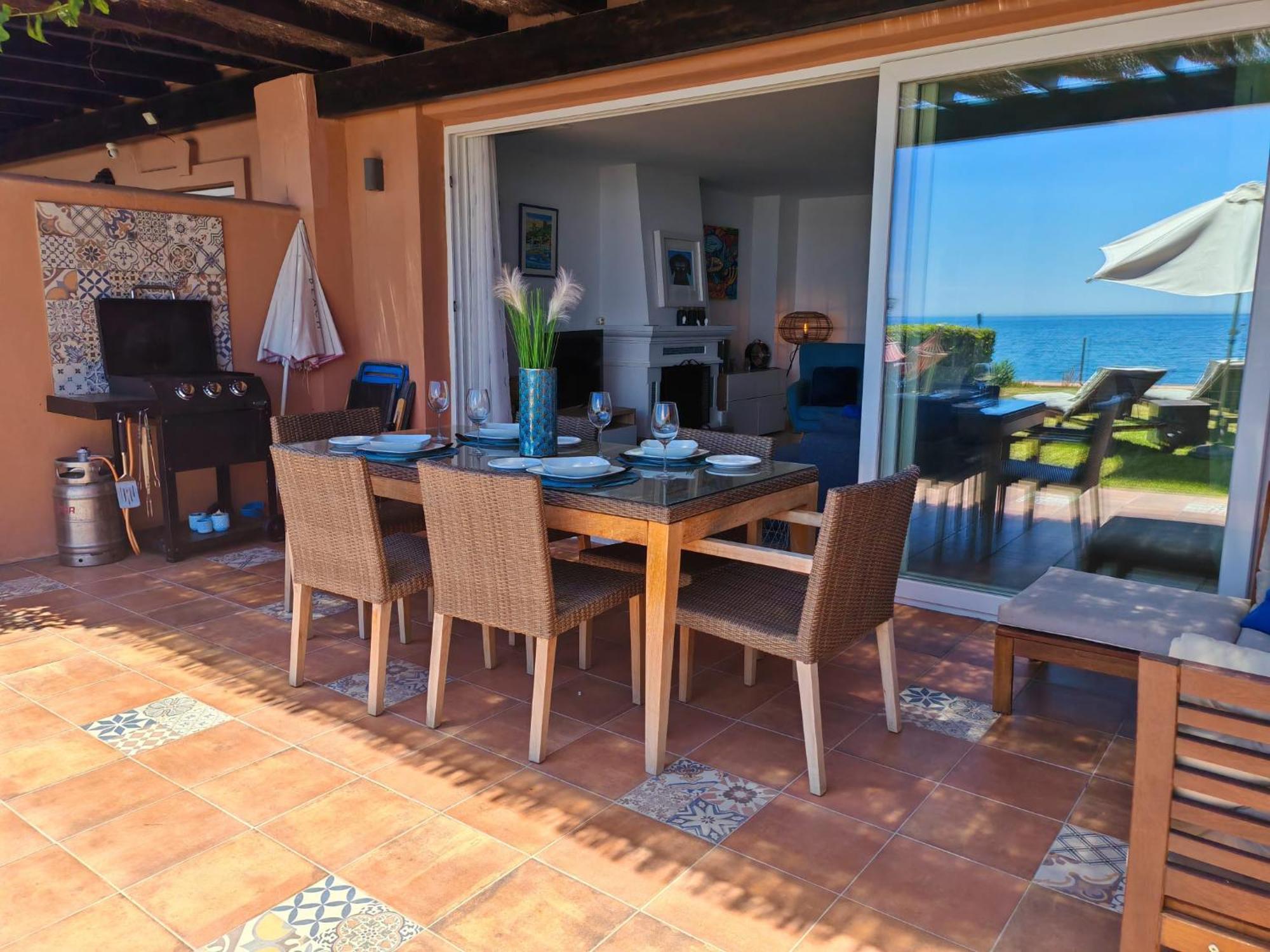 Beachfront Townhouse Estepona Extérieur photo