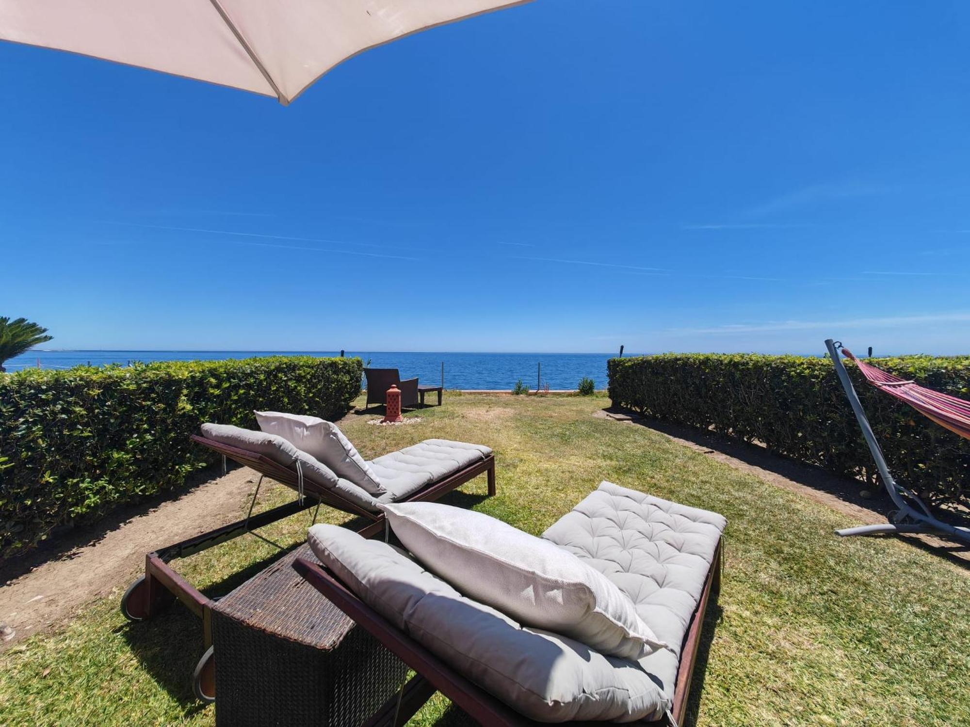 Beachfront Townhouse Estepona Extérieur photo