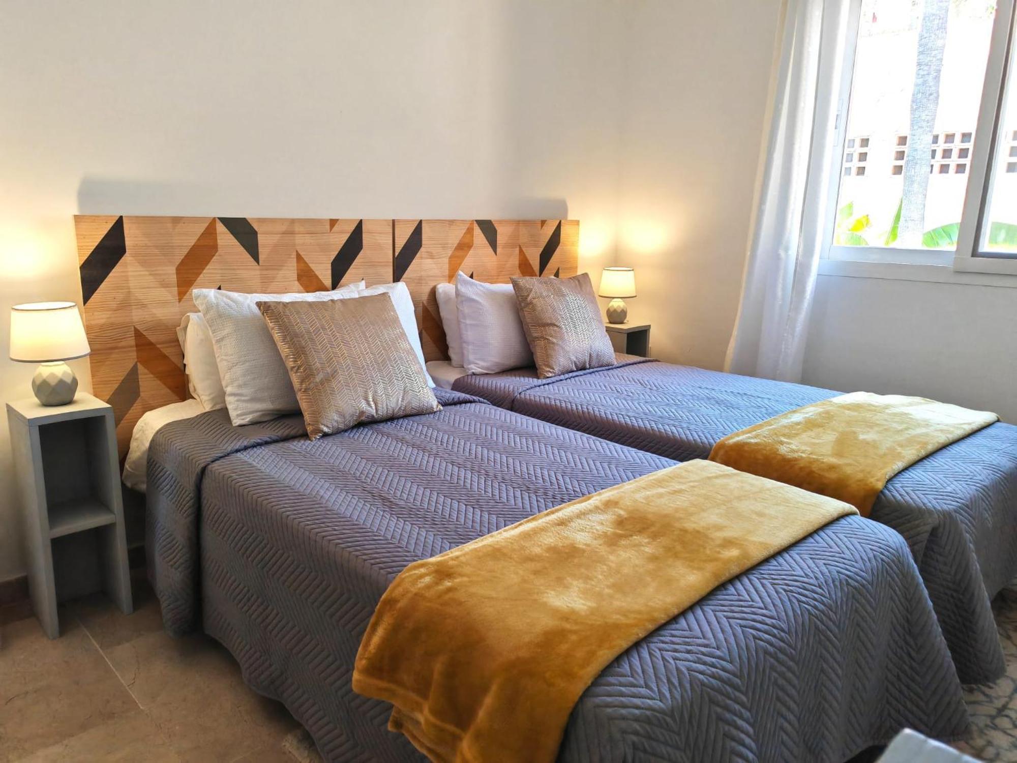 Beachfront Townhouse Estepona Extérieur photo